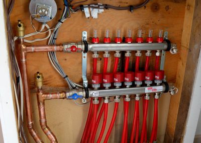 Stainless steel in-floor heating manifold